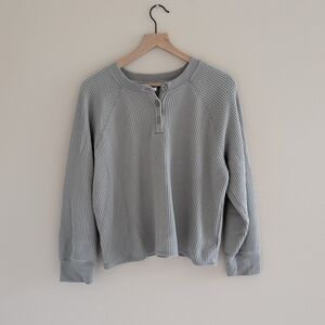 Old Navy Women's Silver Sage Thermal-Knit Raglan-Sleeve Henley T-Shirt